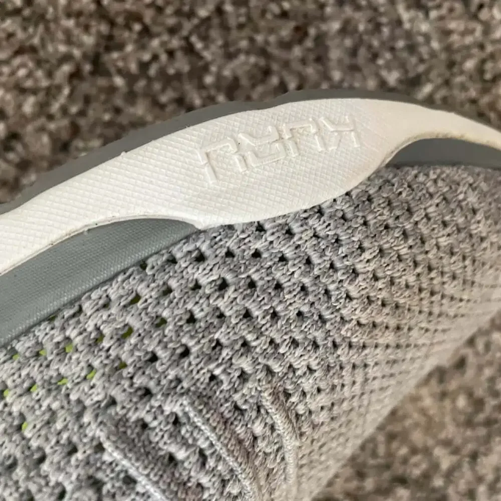 Kuru Quantum Gray and Pink Knit Sneakers